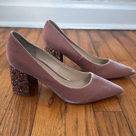 Women's Marc Fisher Zack Velvet & Glitter Pink Block Heel Pumps 7 - Picture 3 of 9